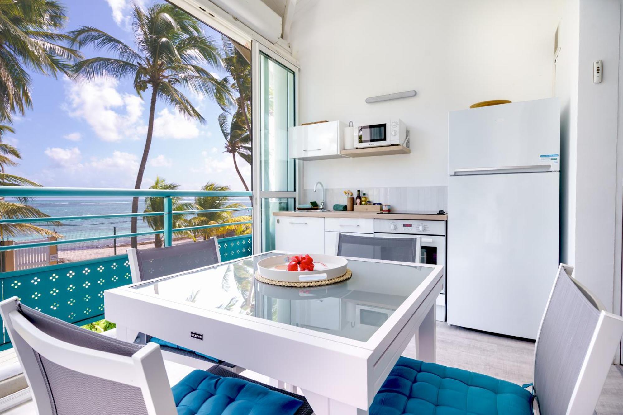 Le Touloublue - Tres Bel Appartement Face A La Mer Sainte-Anne  Esterno foto