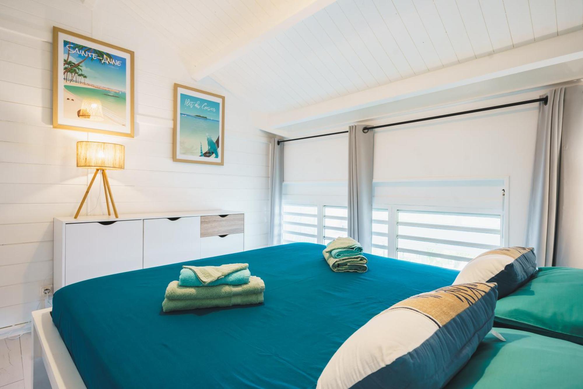 Le Touloublue - Tres Bel Appartement Face A La Mer Sainte-Anne  Esterno foto